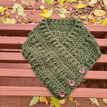 Load image into Gallery viewer, Button Cowl