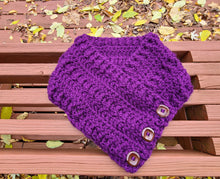 Load image into Gallery viewer, Button Cowl