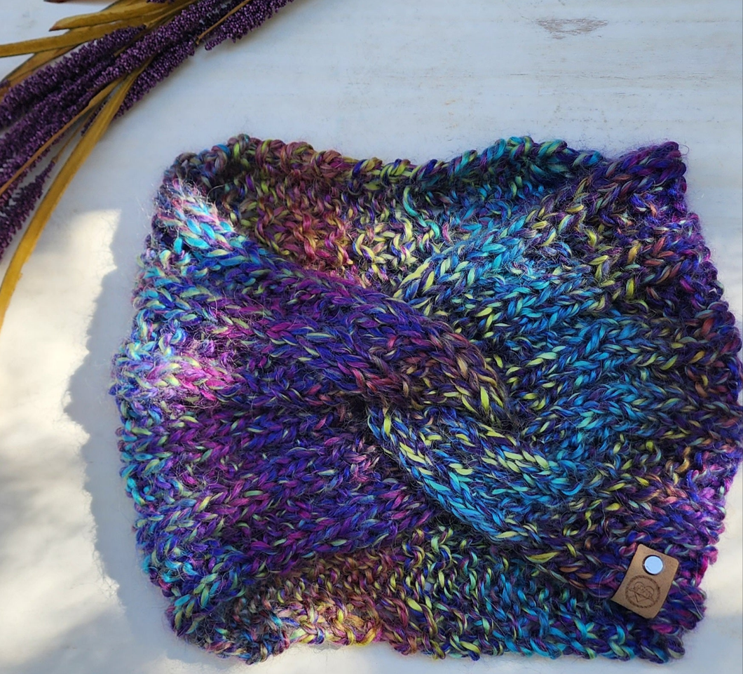 Ready to Ship - Trailside Twisted Cowl