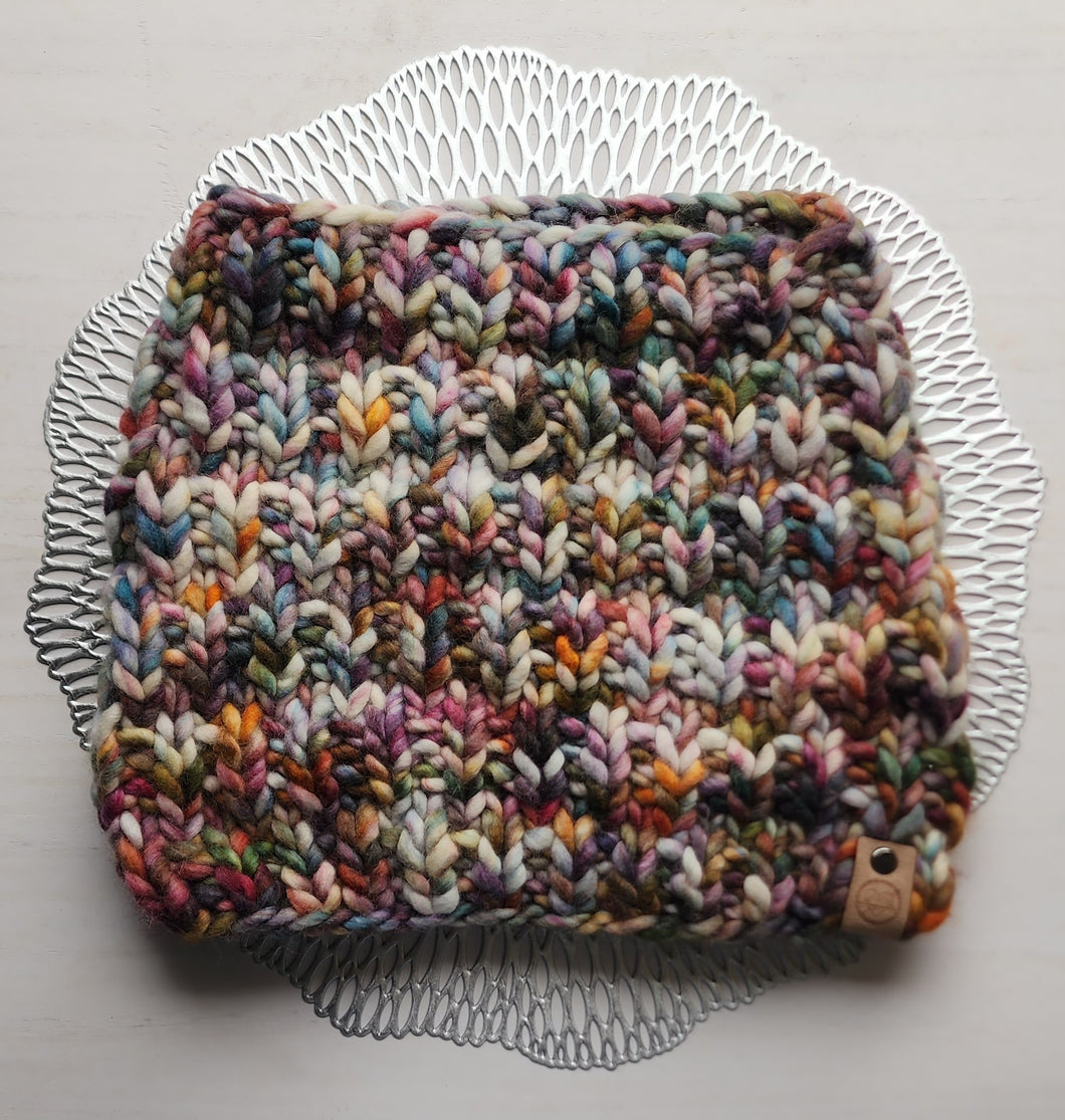 Ready to Ship - Luxe Trigo Cowl