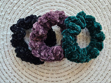 Load image into Gallery viewer, Scrunchies
