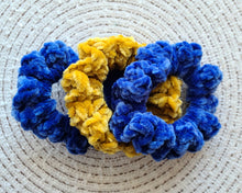 Load image into Gallery viewer, Scrunchies
